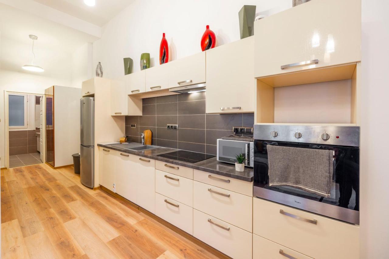 Apartament Spacious & Cozy W/ Terrace Budapesta